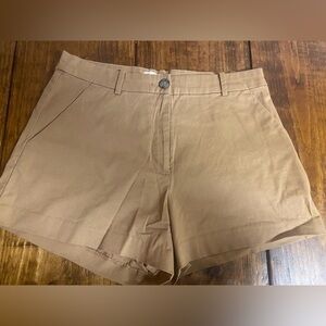 Khaki Golf Mom Shorts